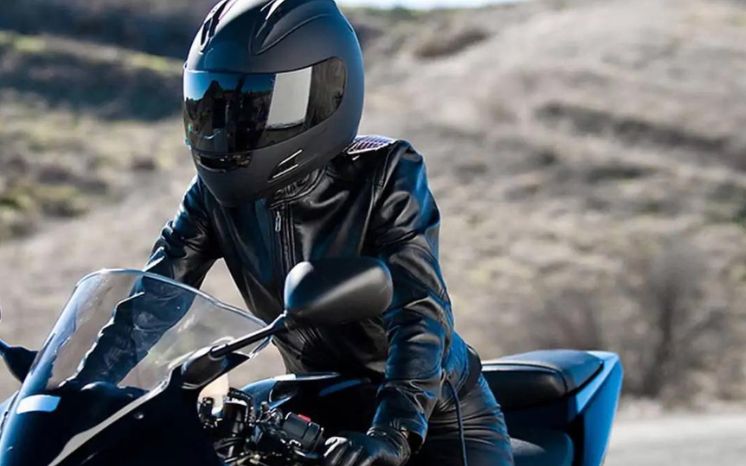 Are Bluetooth Motorcycle Helmets Worth It?