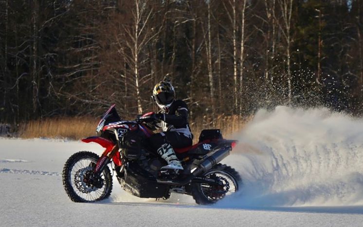 How To Ride Motorcycle In Snow